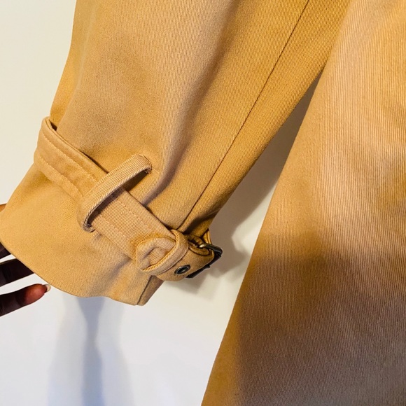 Gap Trench Coat - Picture 5 of 6
